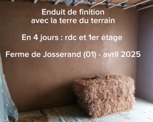 Enduit de finition avec la terre du terrain