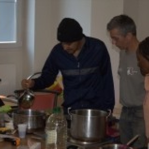 Formation savon au Centre d'Hébergement et de Réinsertion Social de Lyon