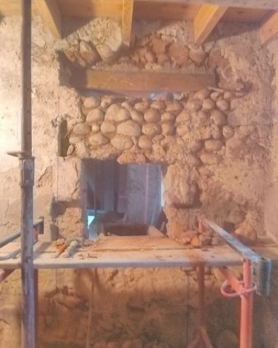 Ouverture de 3,5 mètres dans un mur en pisé à St Hilaire du rosier (Isère)