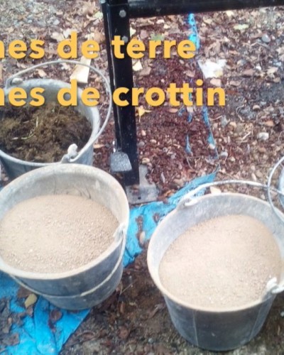 TCEP : mortier en Terre - Crottin - Eau de Pluie pour une bâtisse en Pisé à Essertines en Donzy
